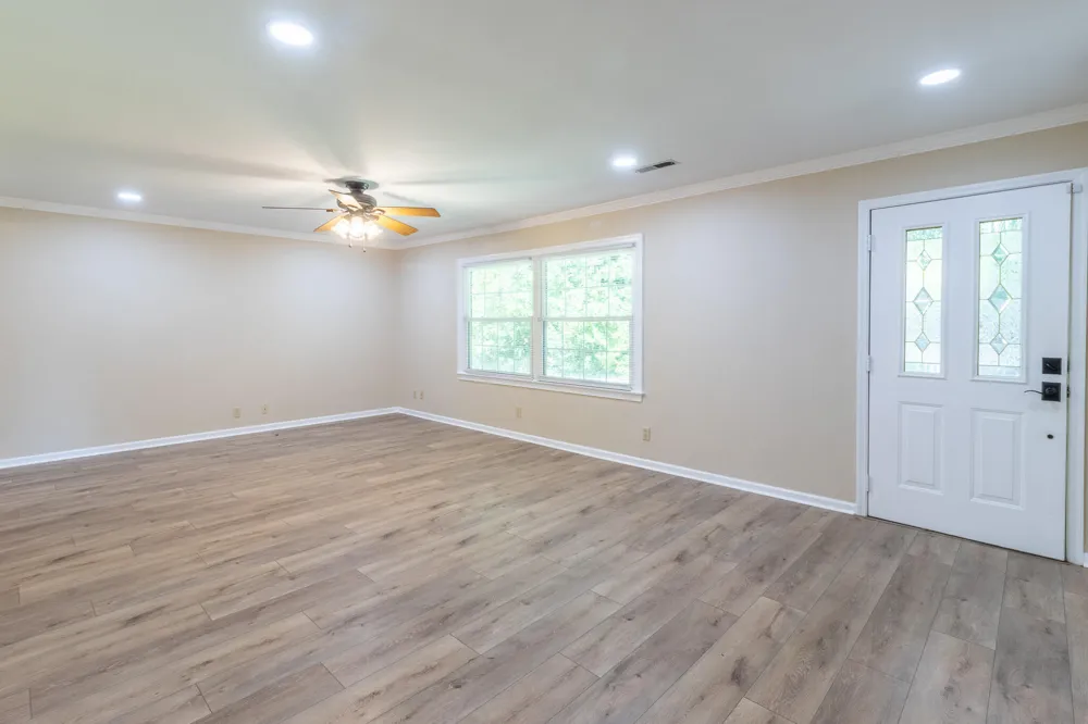 1515 Crestway Drive Athens, TN 37303
