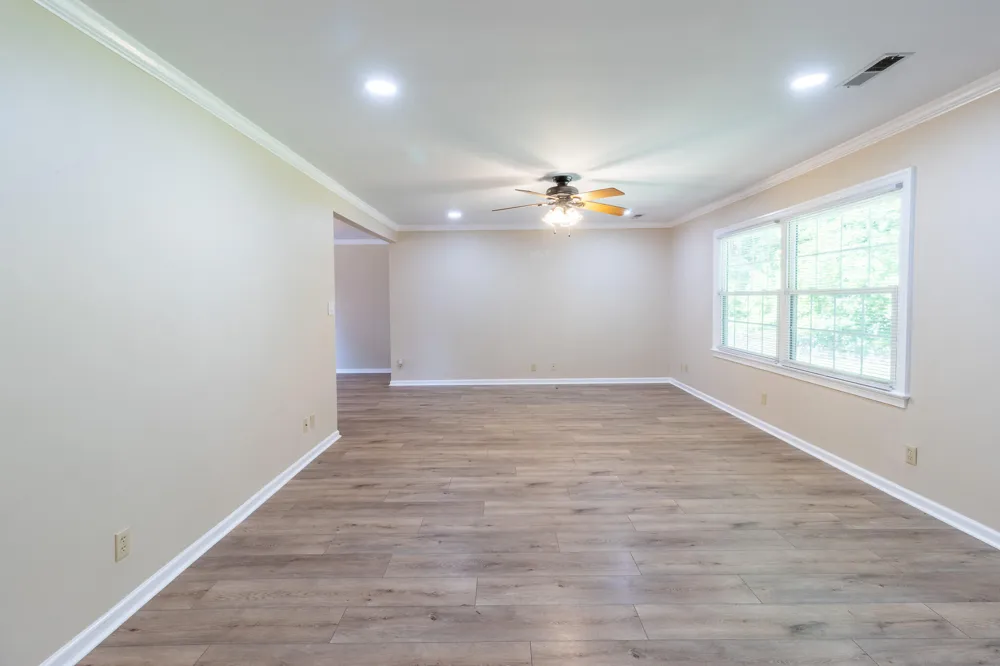 1515 Crestway Drive Athens, TN 37303