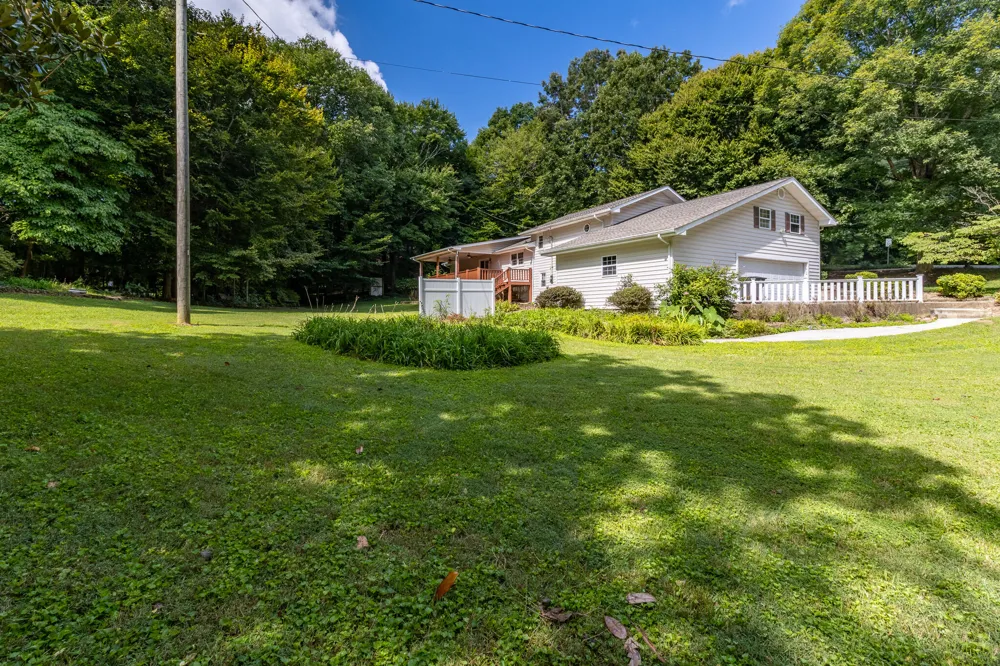 1515 Crestway Drive Athens, TN 37303