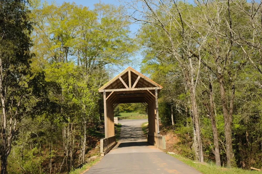 507 Upper River Road NE Charleston, TN 37310