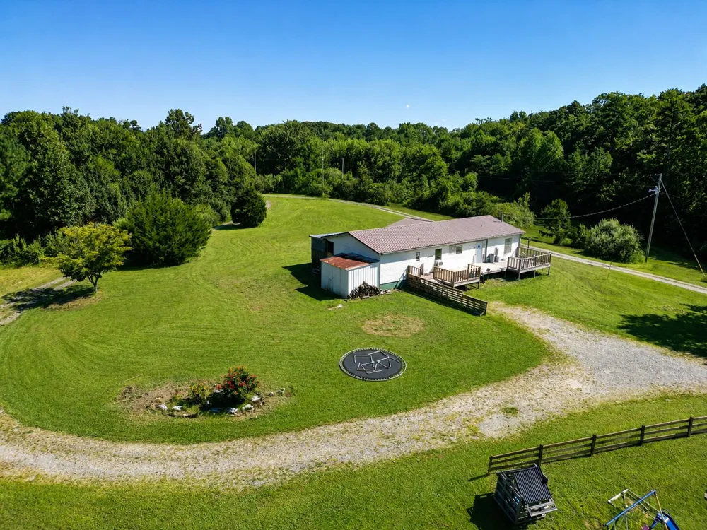 7693 Al Hwy 117 Flat Rock, AL 35966