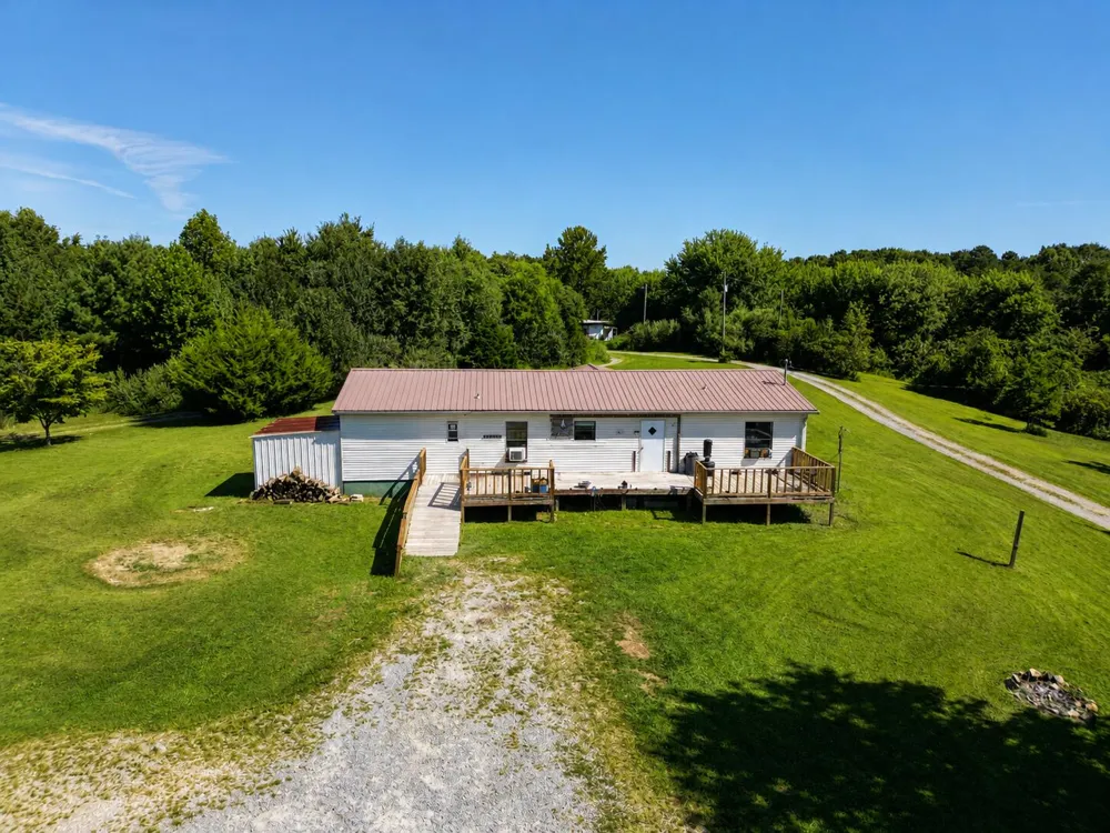 7693 Al Hwy 117 Flat Rock, AL 35966