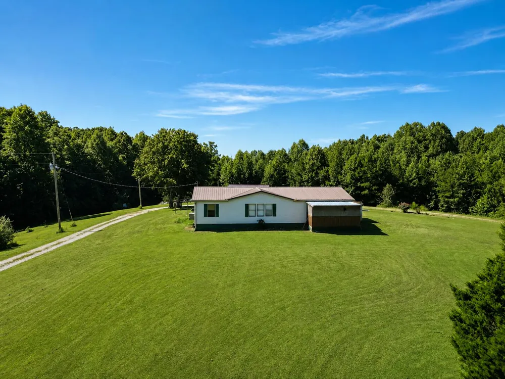 7693 Al Hwy 117 Flat Rock, AL 35966