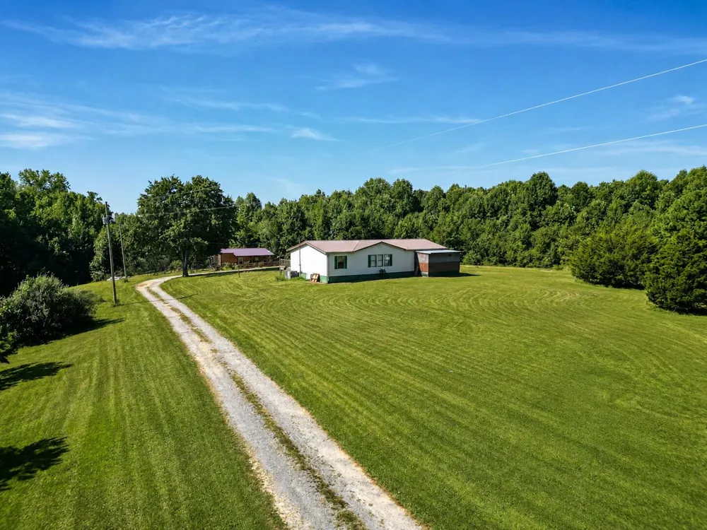 7693 Al Hwy 117 Flat Rock, AL 35966