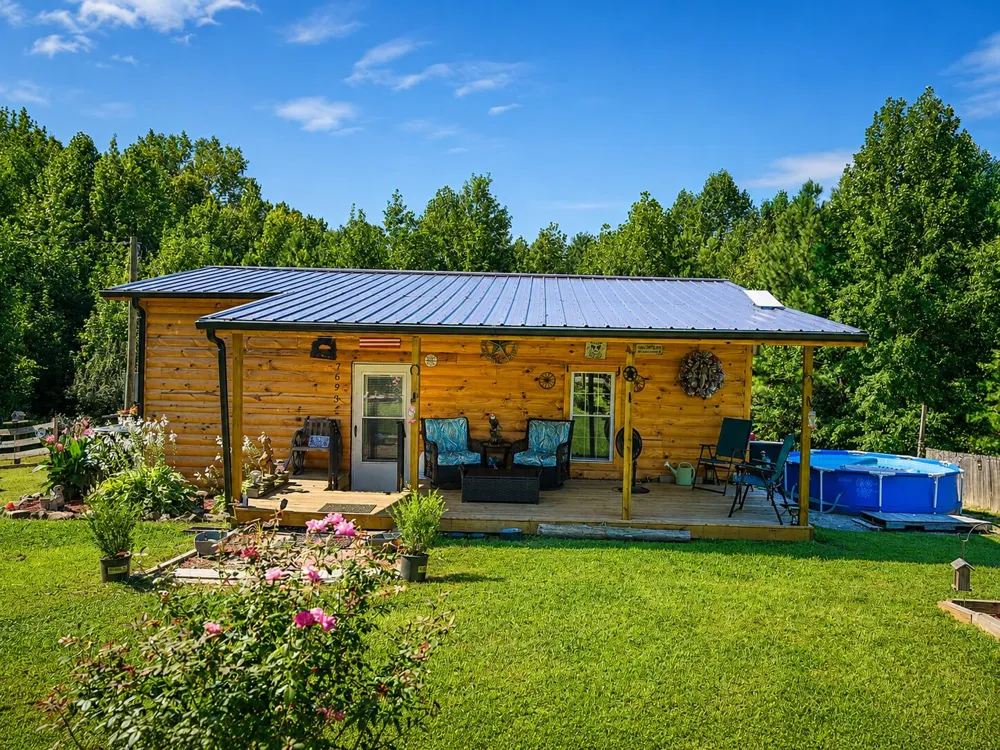7693 Al Hwy 117 Flat Rock, AL 35966