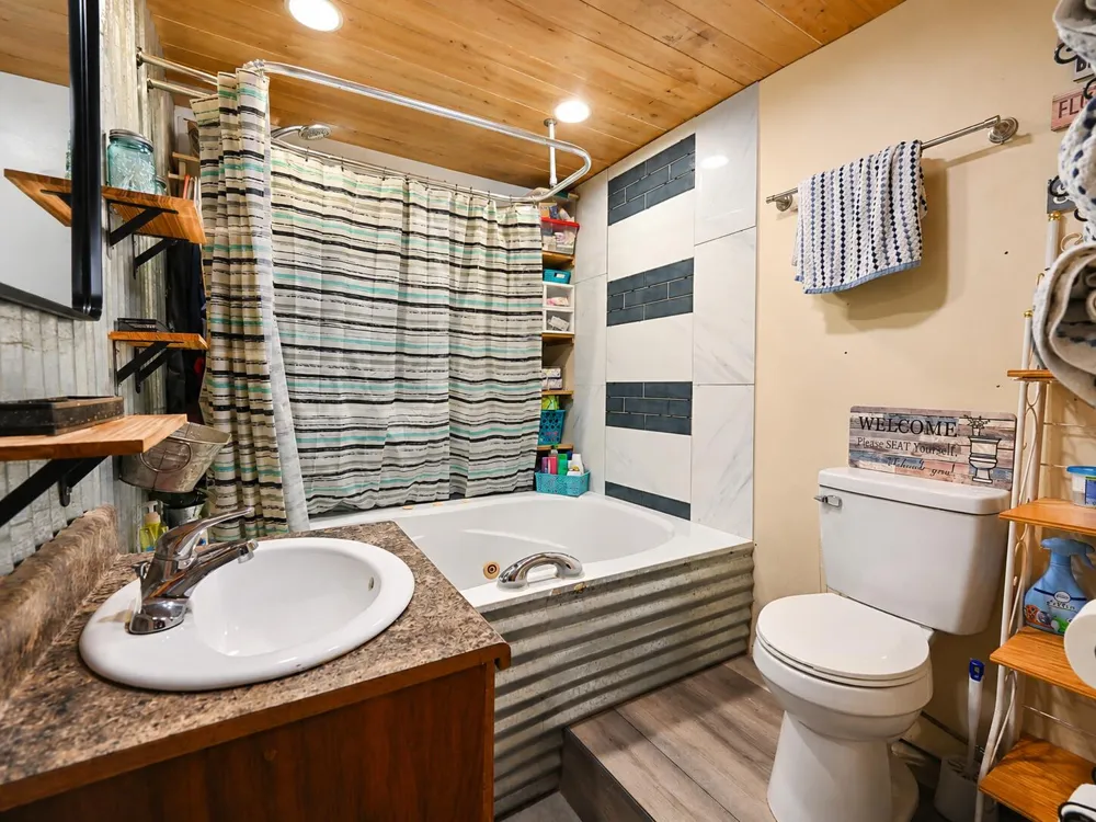 7693 Al Hwy 117 Flat Rock, AL 35966