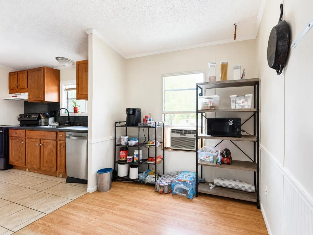 7693 Al Hwy 117 Flat Rock, AL 35966