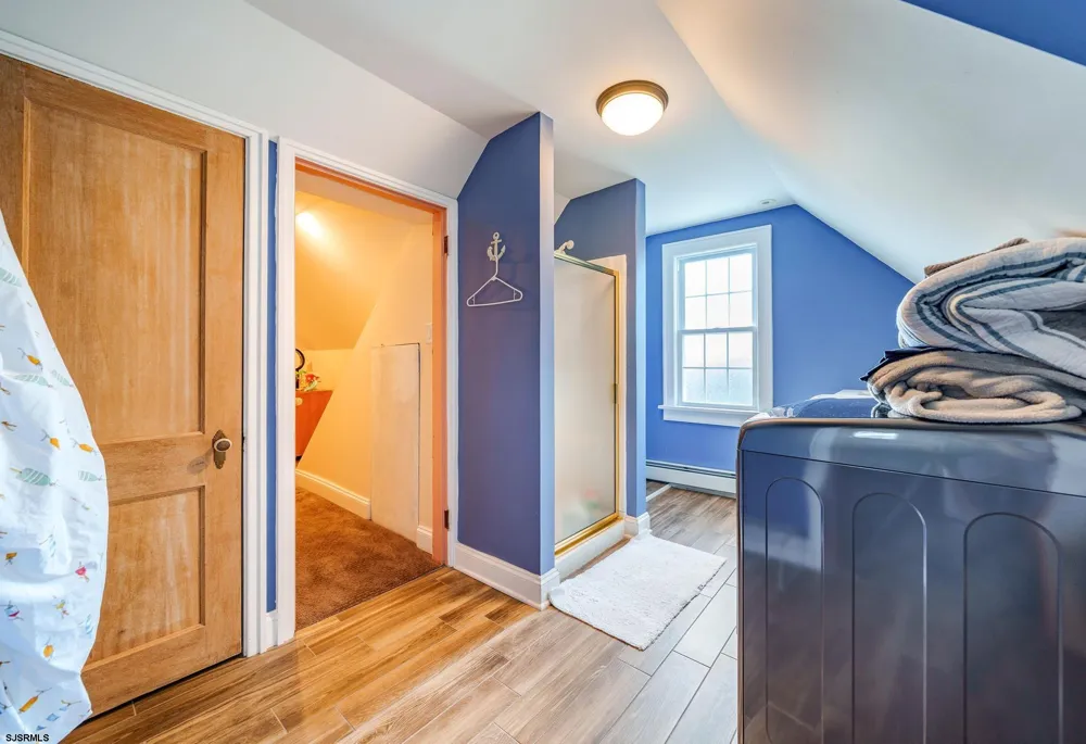319 E Surf Road Ocean City, NJ 08226