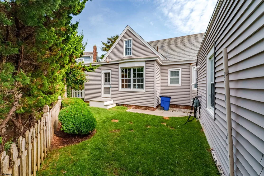 319 E Surf Road Ocean City, NJ 08226