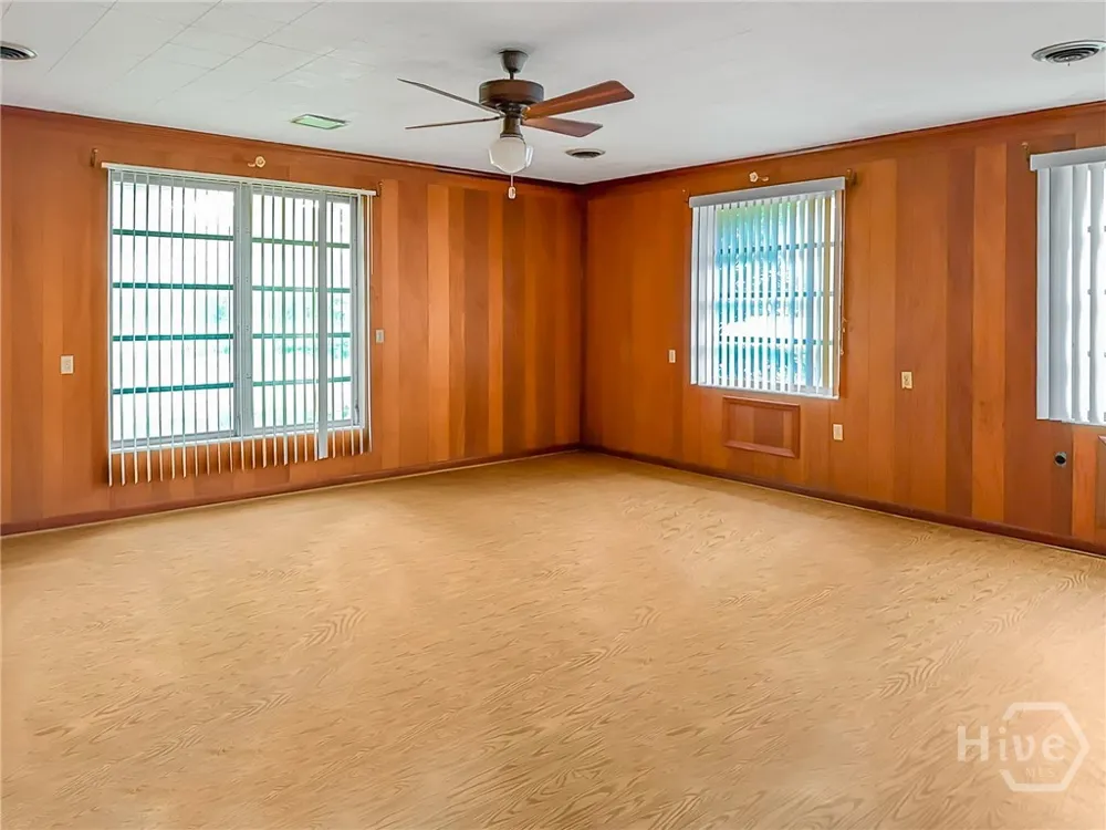 801 S Gordon Avenue Adel, GA 31620