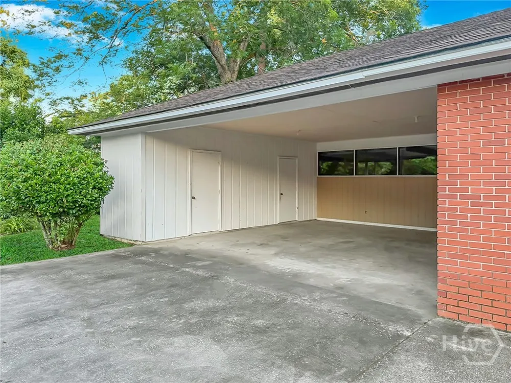 801 S Gordon Avenue Adel, GA 31620