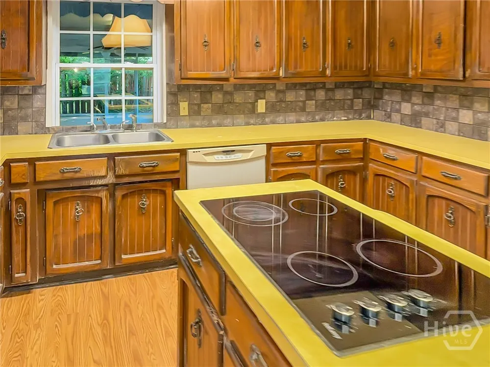 801 S Gordon Avenue Adel, GA 31620