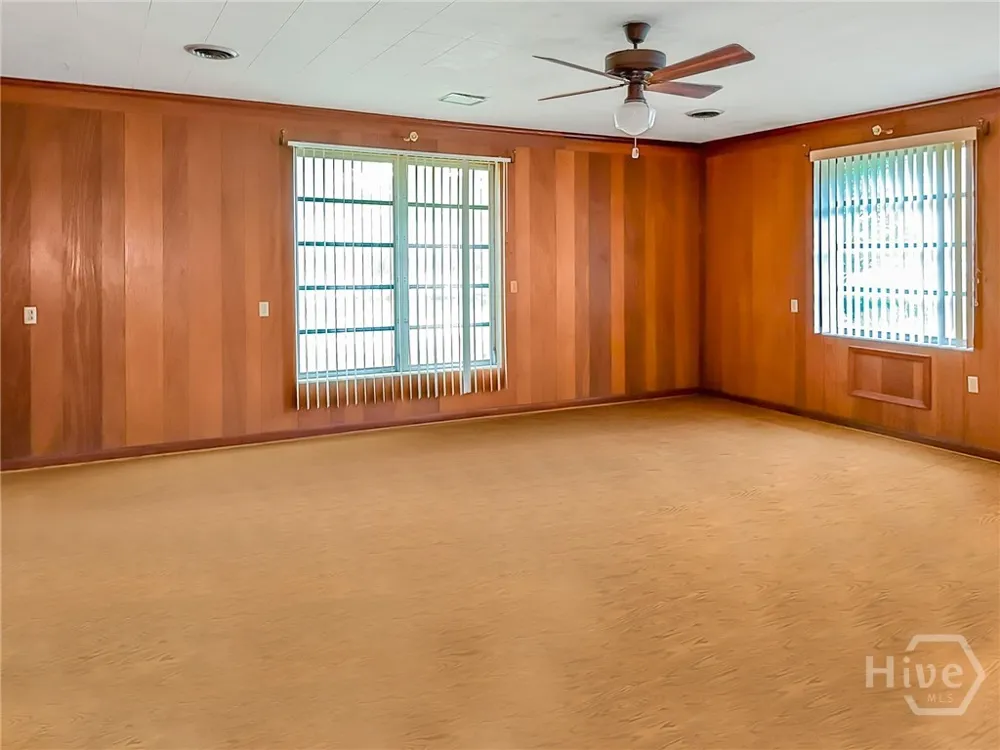 801 S Gordon Avenue Adel, GA 31620