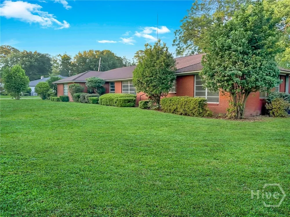801 S Gordon Avenue Adel, GA 31620