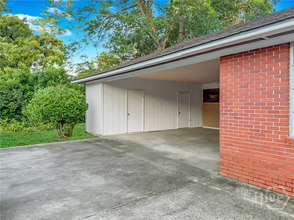 801 S Gordon Avenue Adel, GA 31620