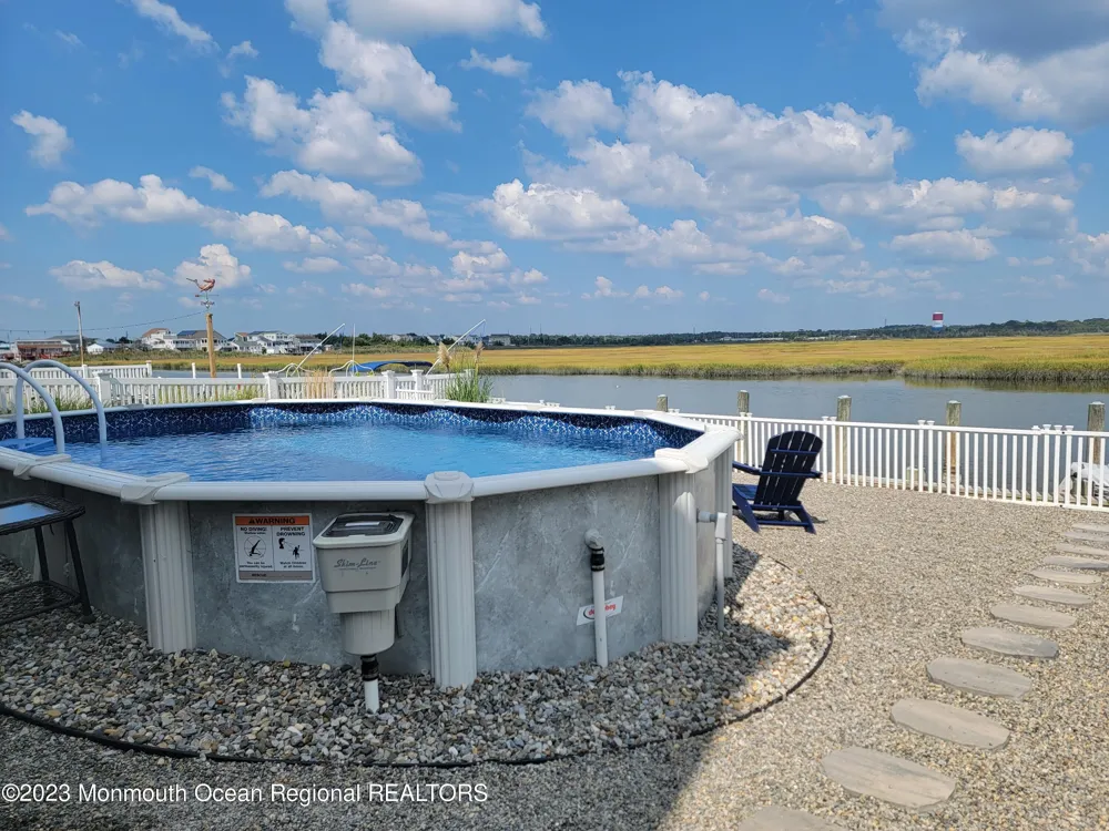 387 Kingfisher Road Tuckerton, NJ 08087