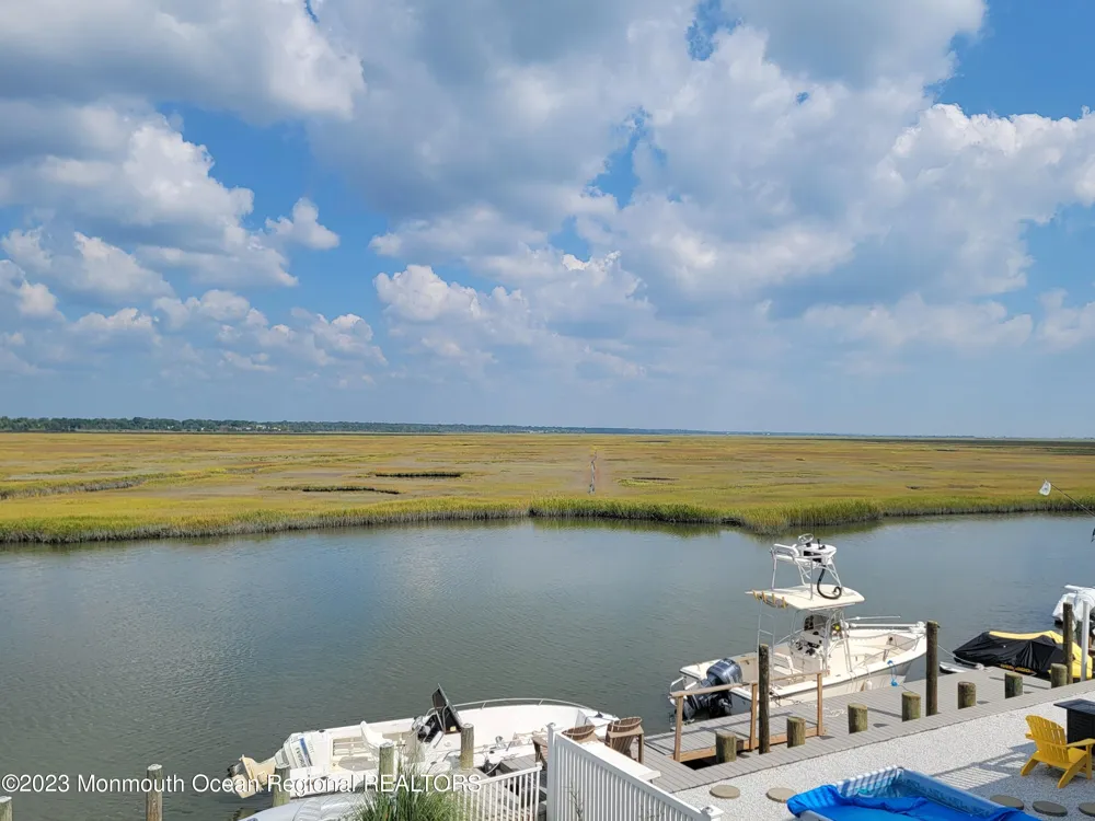387 Kingfisher Road Tuckerton, NJ 08087