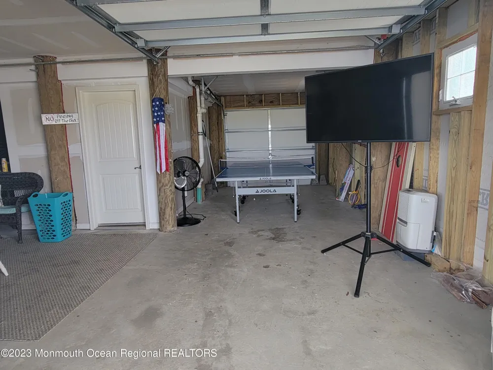 387 Kingfisher Road Tuckerton, NJ 08087