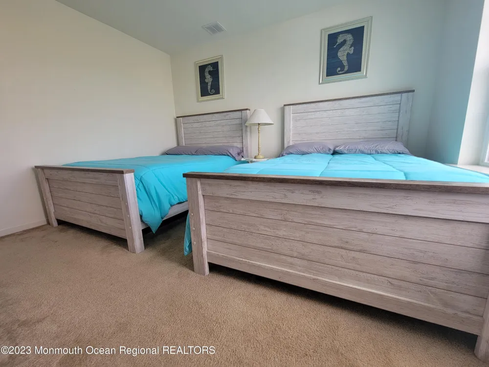 387 Kingfisher Road Tuckerton, NJ 08087