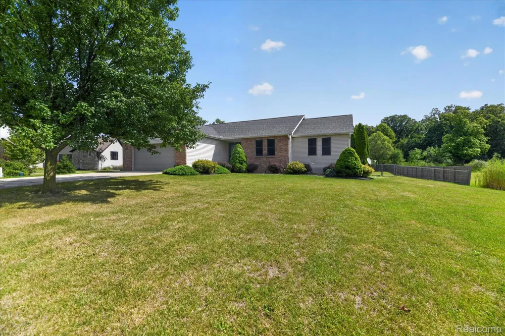 13144 Grant Circle Vienna Charter Township, MI 48420