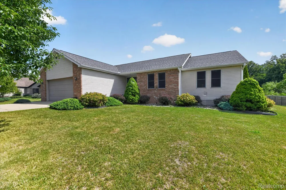13144 Grant Circle Vienna Charter Township, MI 48420