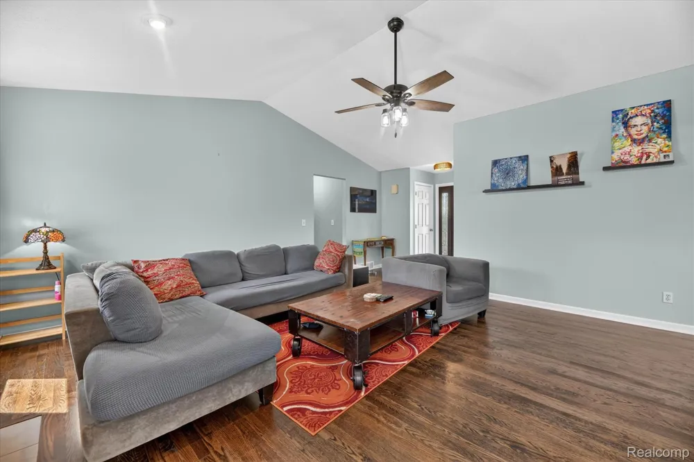 13144 Grant Circle Vienna Charter Township, MI 48420
