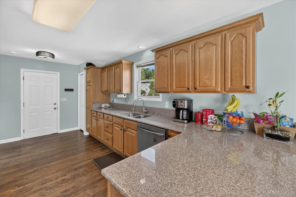 13144 Grant Circle Vienna Charter Township, MI 48420