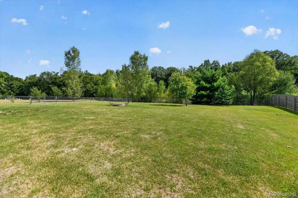13144 Grant Circle Vienna Charter Township, MI 48420