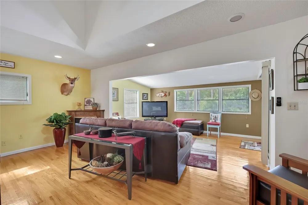 9160 W KINGSTON DRIVE Homosassa, FL 34448