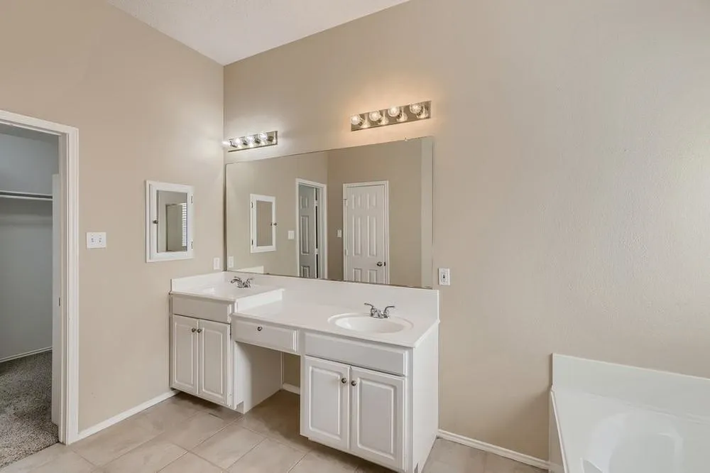 9028 Enchanted Ridge Drive Plano, TX 75025
