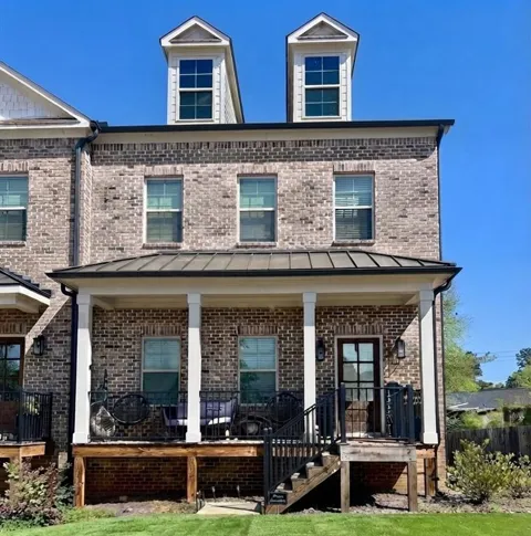 768 Honey Bee Lane