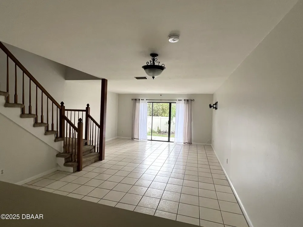 3333 S Ridgewood Avenue #23 Port Orange, FL 32129