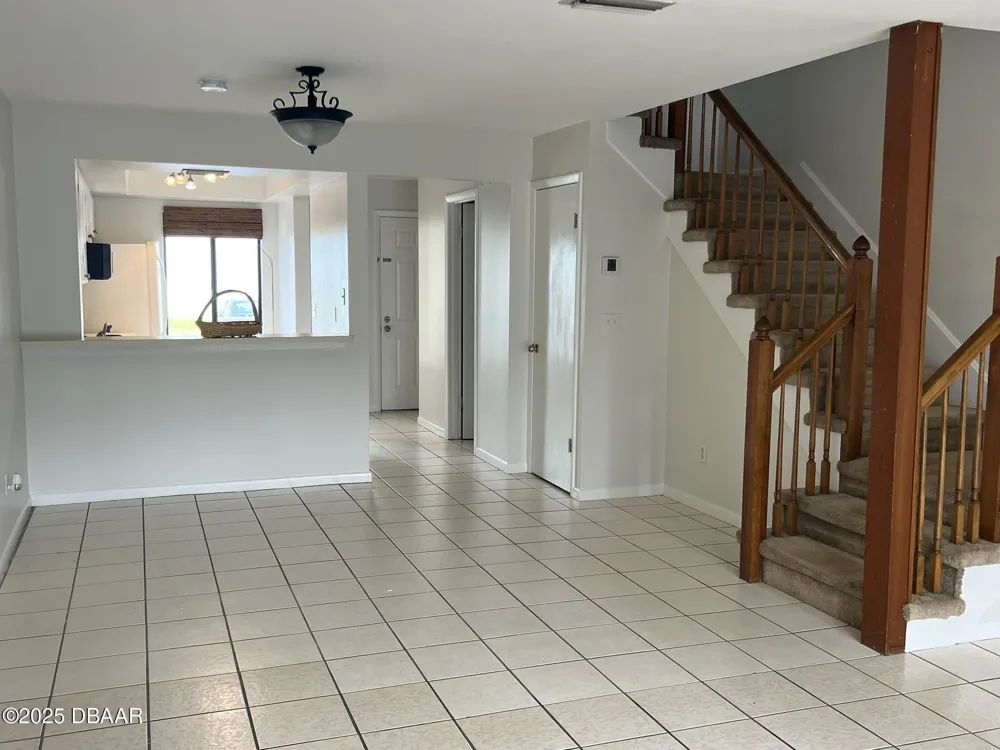 3333 S Ridgewood Avenue #23 Port Orange, FL 32129
