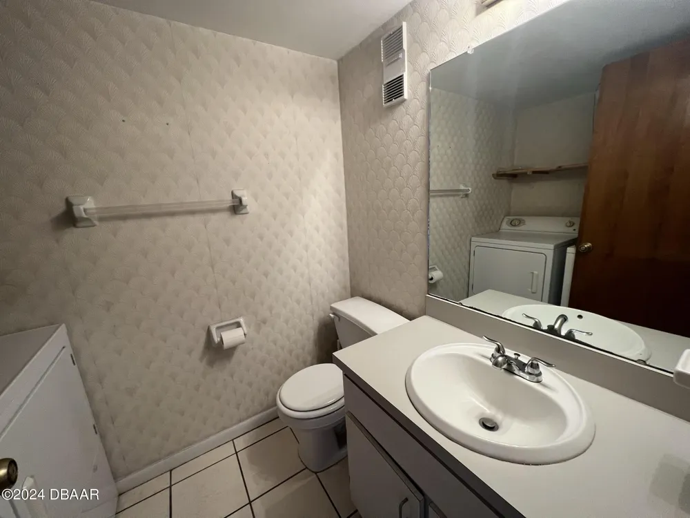 3333 S Ridgewood Avenue #23 Port Orange, FL 32129