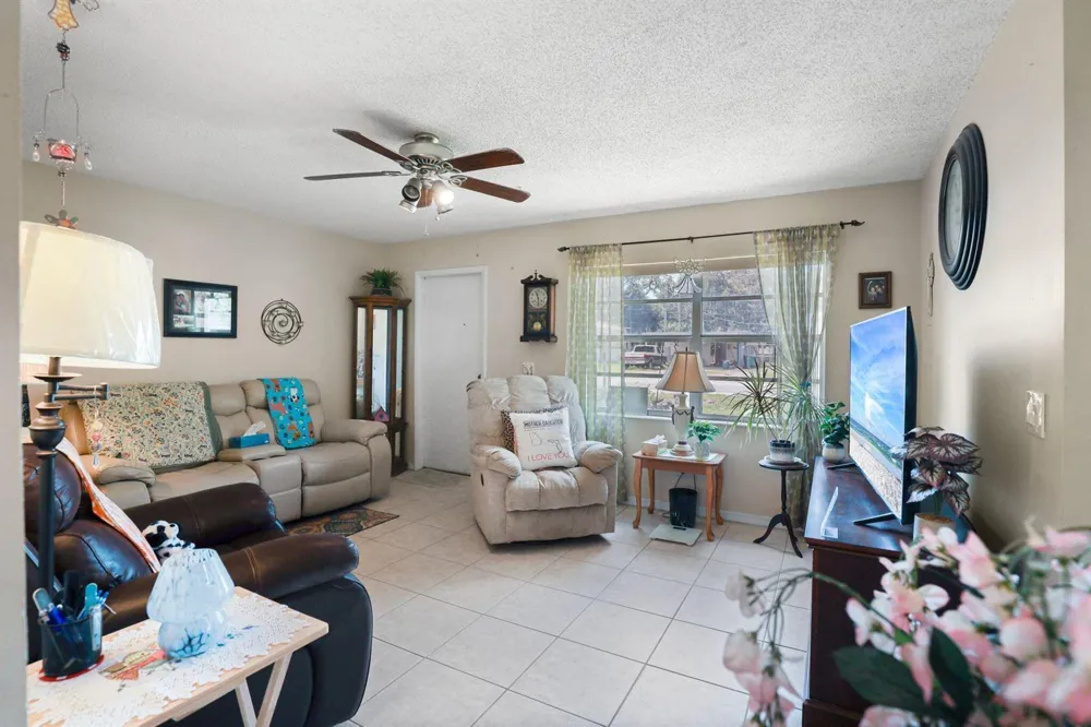 3324 S Jenkins Road Fort Pierce, FL 34981