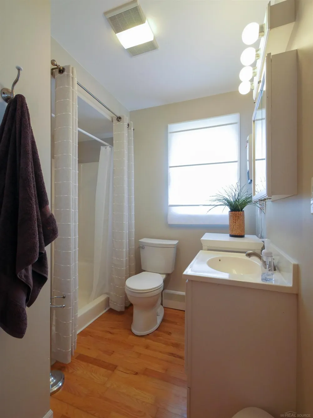 139 CHANNELSYDE ROAD Algonac City, MI 48001