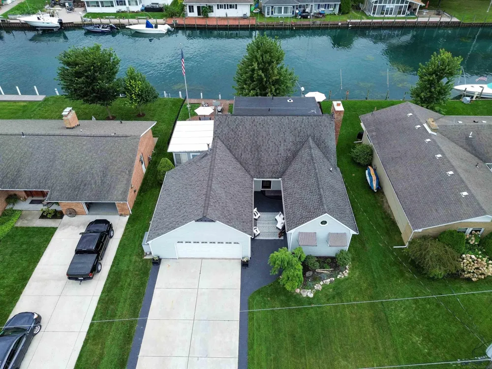 139 CHANNELSYDE ROAD Algonac City, MI 48001