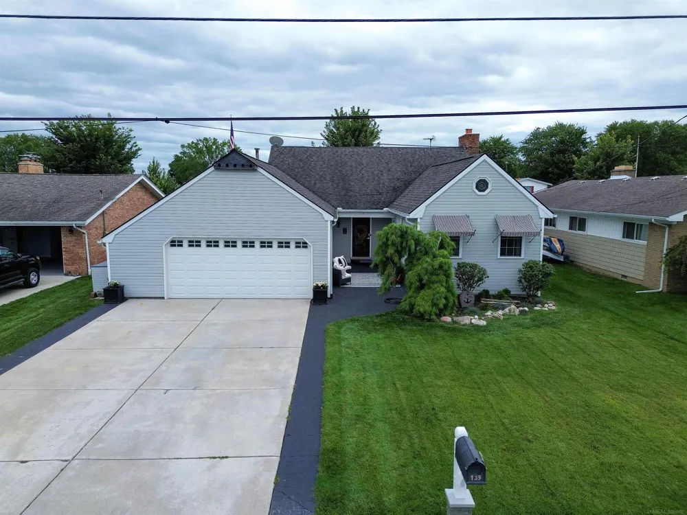 139 CHANNELSYDE ROAD Algonac City, MI 48001