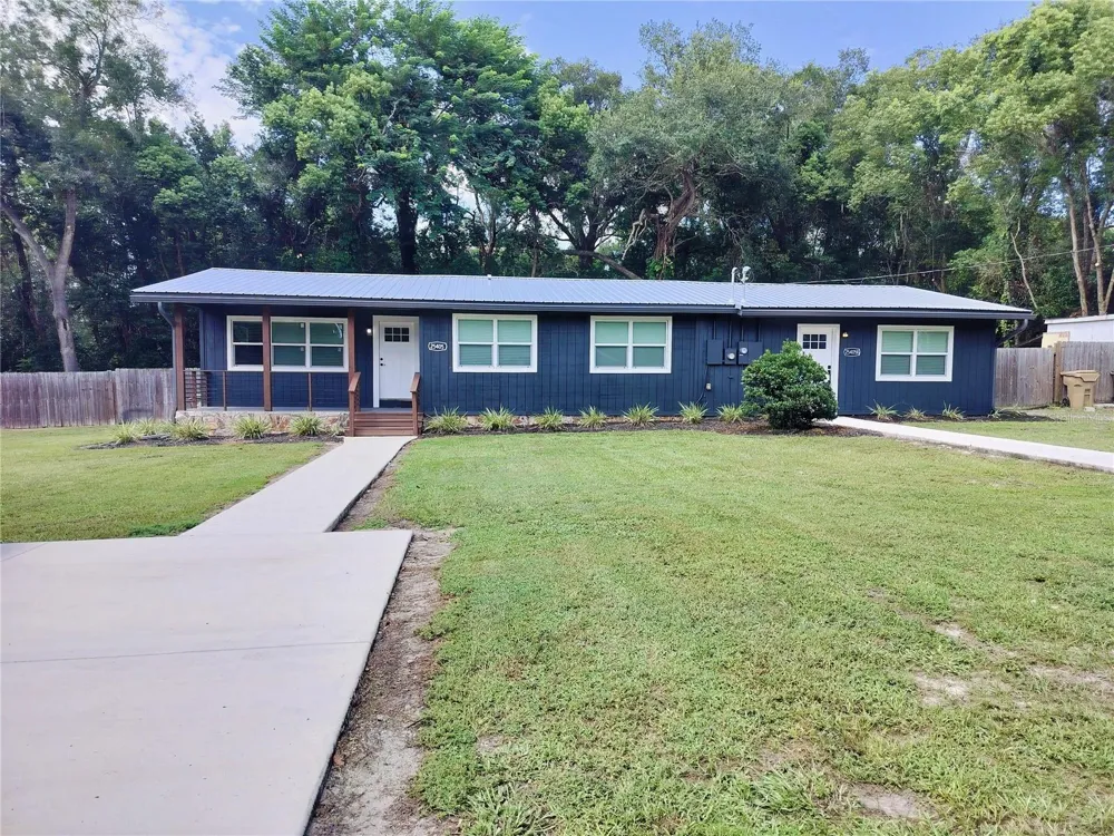 25405B COLMAR AVENUE #B Mount Plymouth, FL 32776