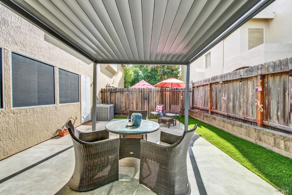 832 Vassar Drive Vacaville, CA 95687