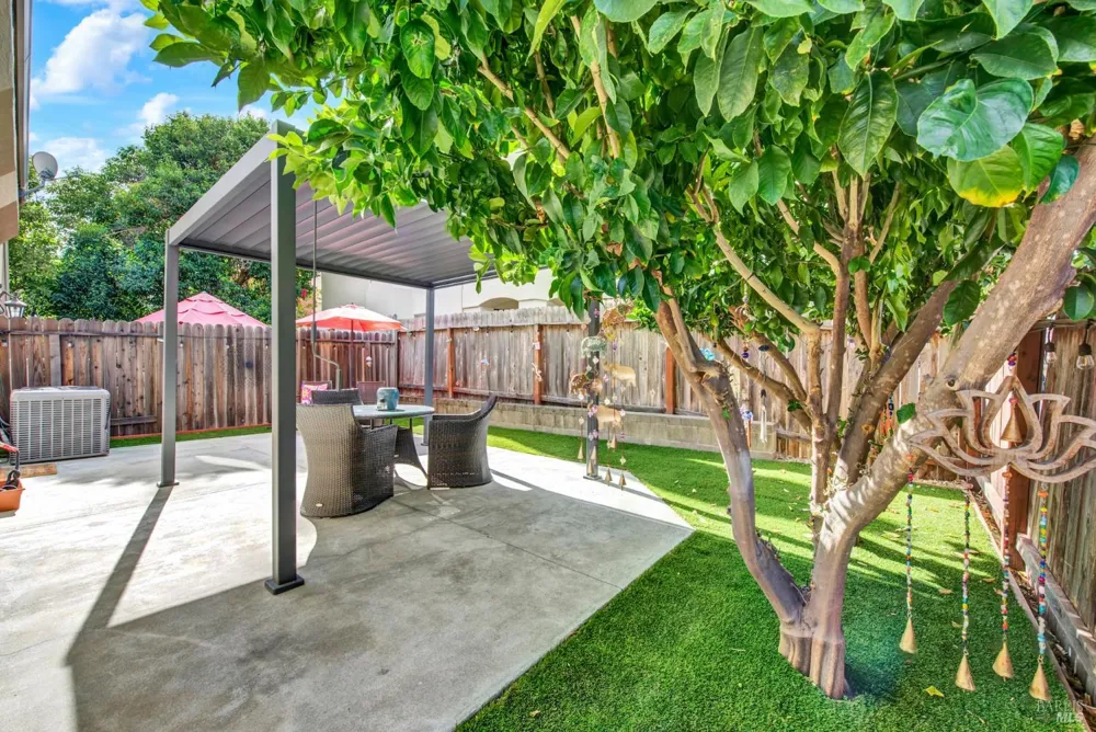832 Vassar Drive Vacaville, CA 95687