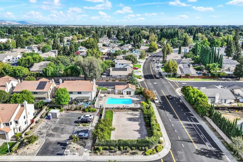832 Vassar Drive Vacaville, CA 95687