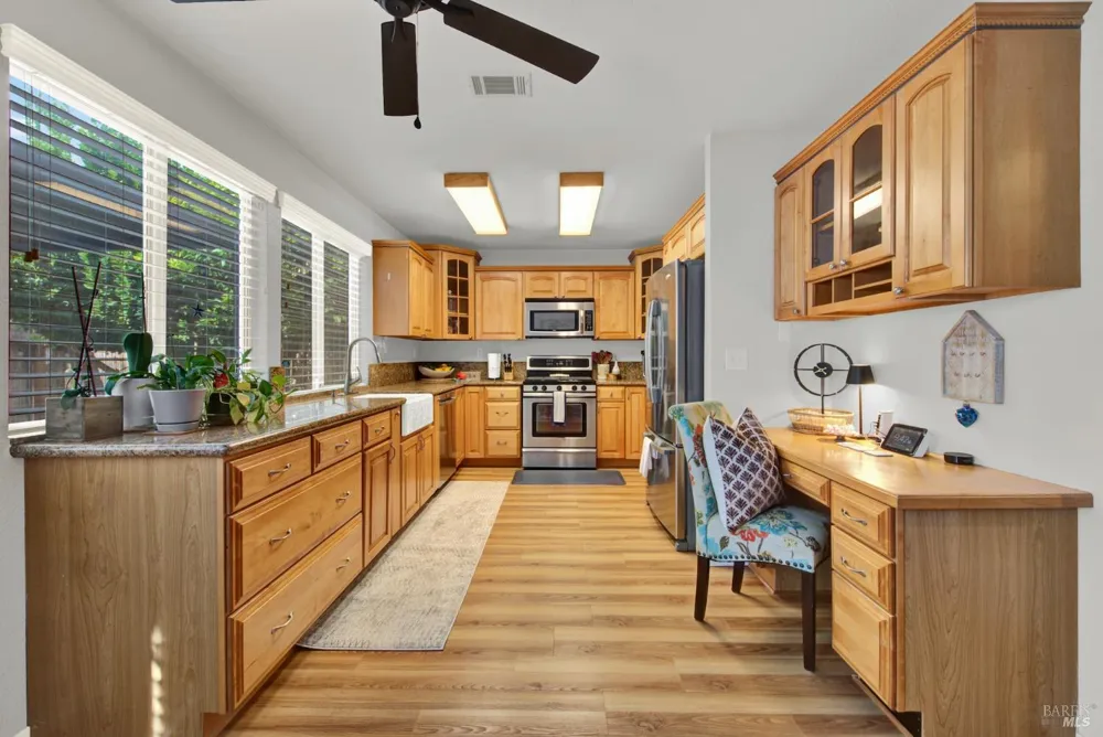 832 Vassar Drive Vacaville, CA 95687