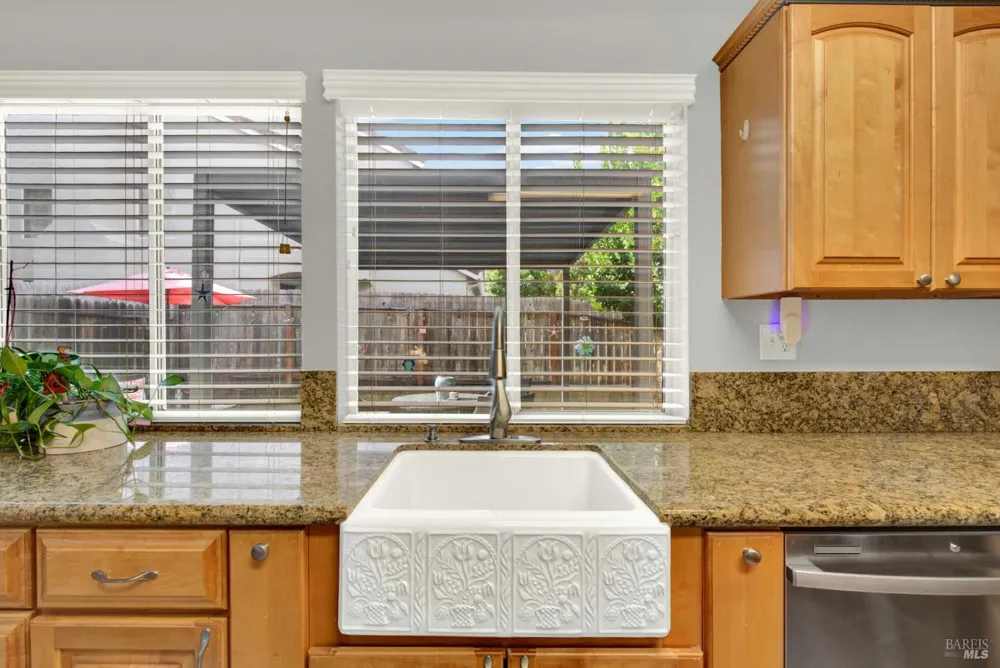 832 Vassar Drive Vacaville, CA 95687