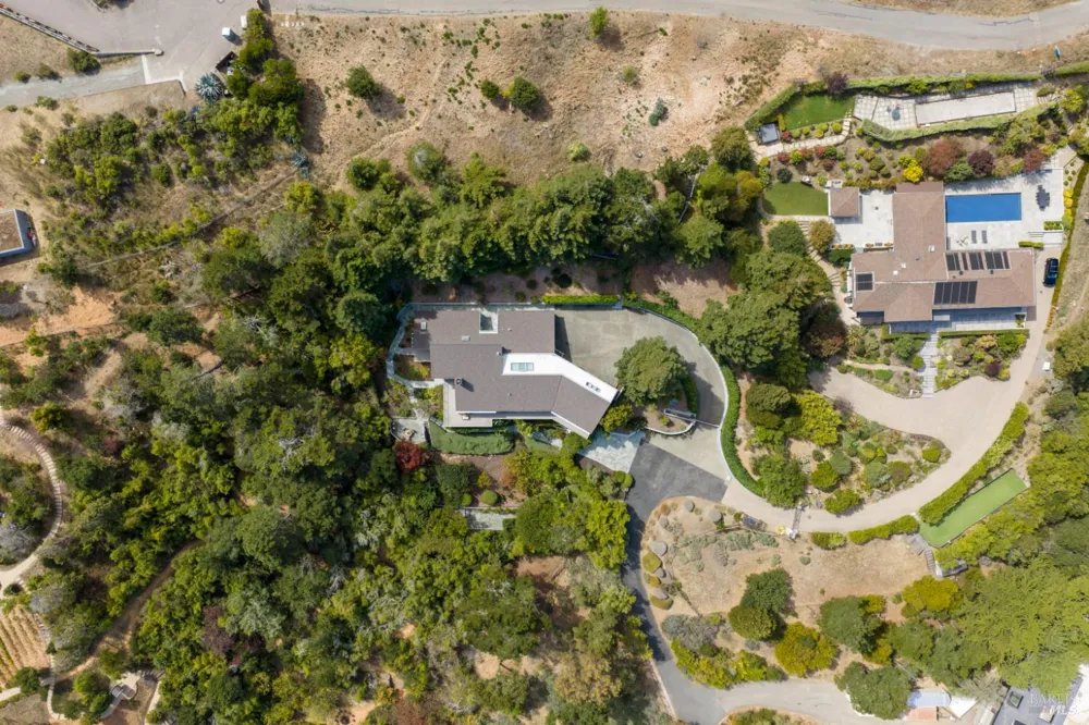 4633 Paradise Drive Tiburon, CA 94920