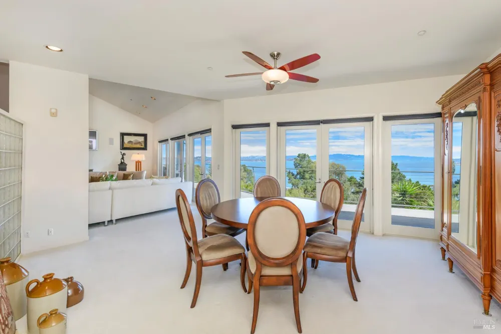4633 Paradise Drive Tiburon, CA 94920