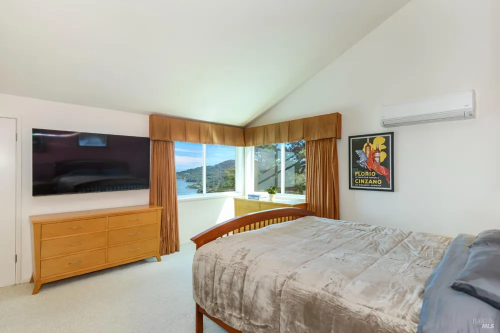 4633 Paradise Drive Tiburon, CA 94920