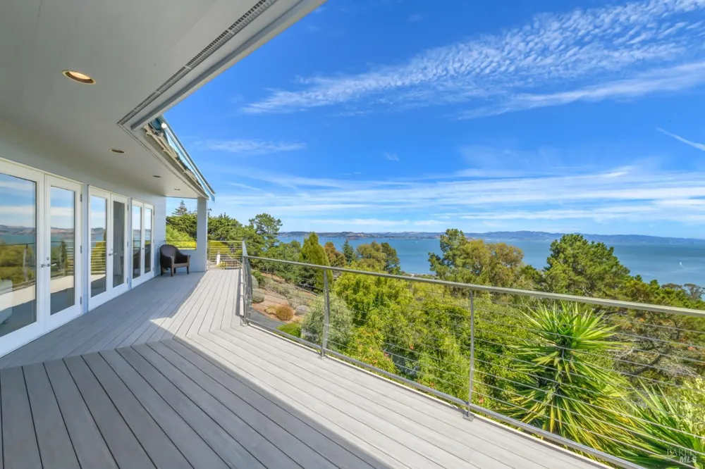 4633 Paradise Drive Tiburon, CA 94920