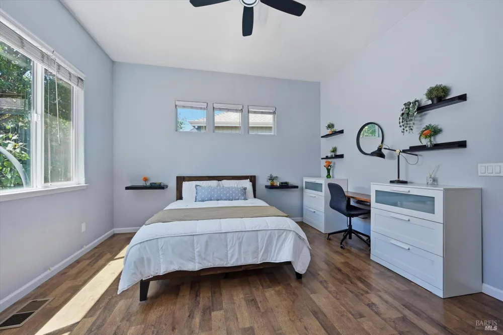 465 Riesling Street Cloverdale, CA 95425