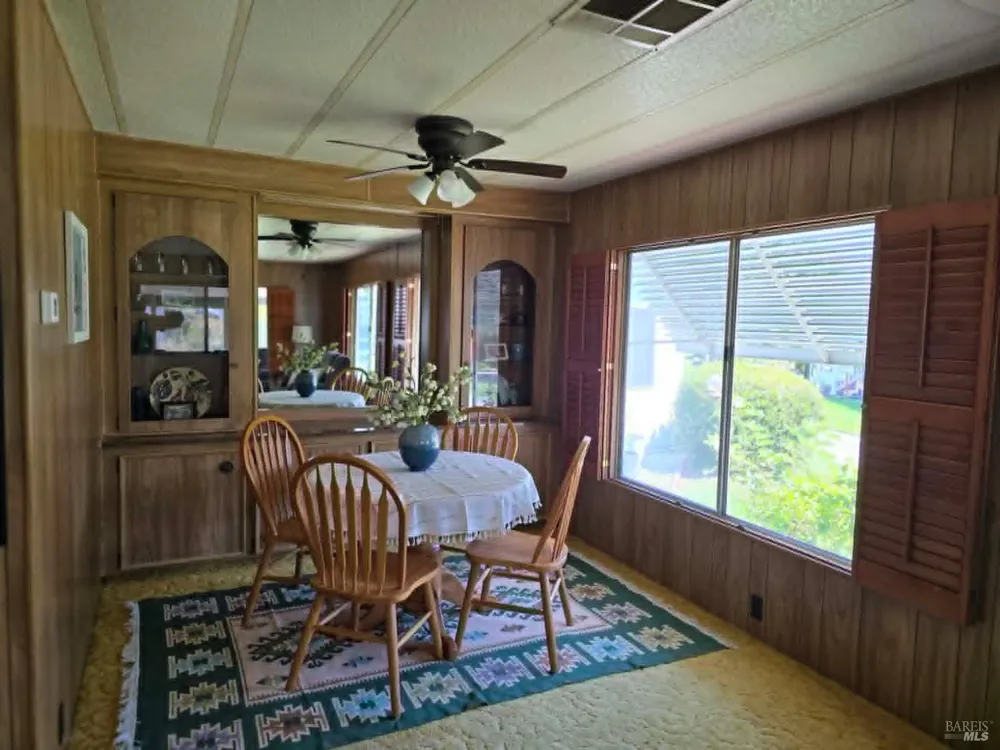 246 Parque Cabana Rohnert Park, CA 94928